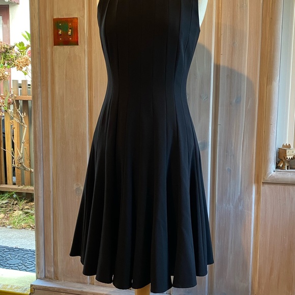 Dress - Picture 1 of 5